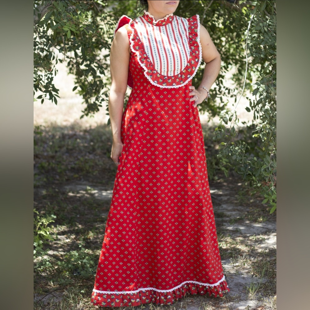 RARE 60s 70s MALIA Honolulu Vintage red and white prairie dress